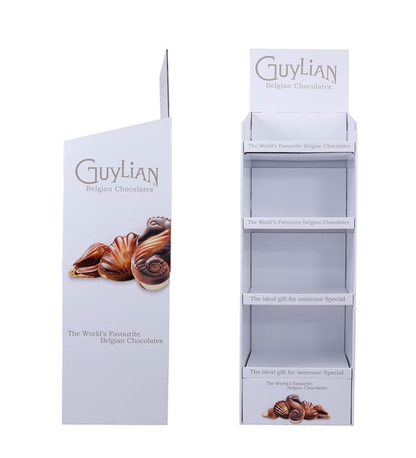 纸板展示单元的侧视图和正面视图，显示了货架深度和品牌展示空间。.