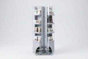 Sind die drehbaren Ausstellungsständer individuell anpassbar?