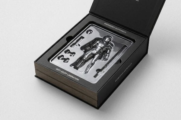 Can This Packaging for Action Figures Be Designed for Collectors?
