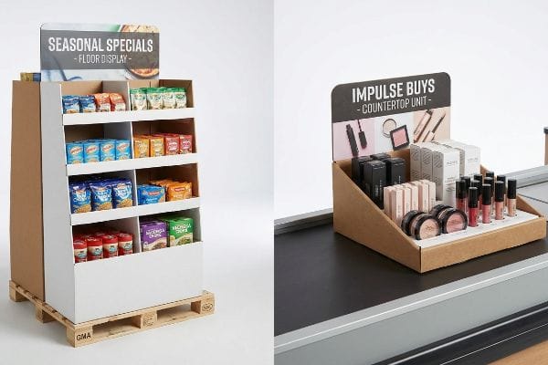 Bodentheken-Displays Saisonale Sonderangebote als Bodenaufsteller auf einer GMA-Palette mit verpackten Lebensmitteln und Impulskäufe als Thekenaufsteller mit Kosmetikartikeln.
